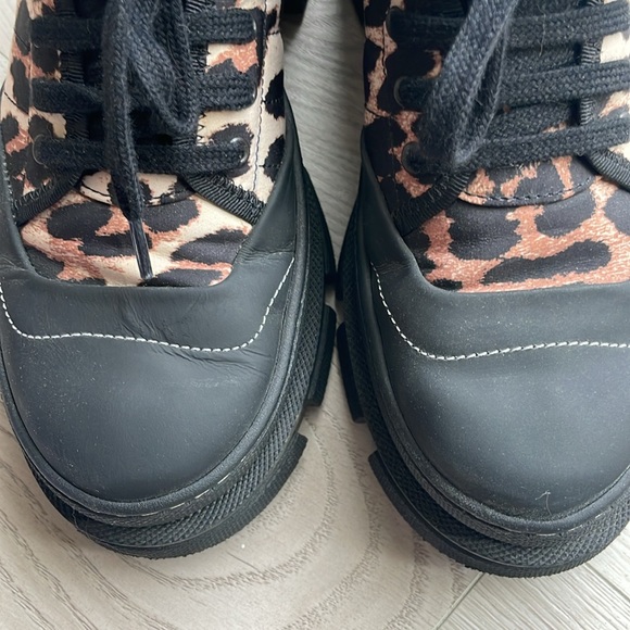GANNI Leopard Print Lug Sole Sneaker (Size 9US / 39EU) - Picture 8 of 9
